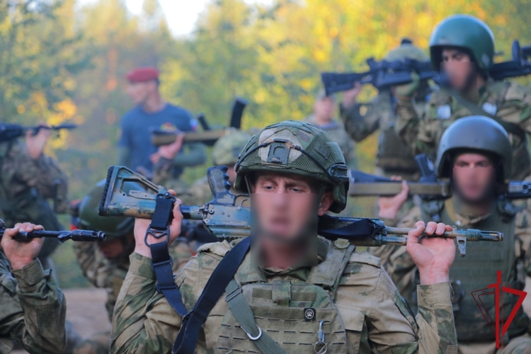 В Архангельске завершились испытания Северо-Западного округа Росгвардии на право ношения крапового берета