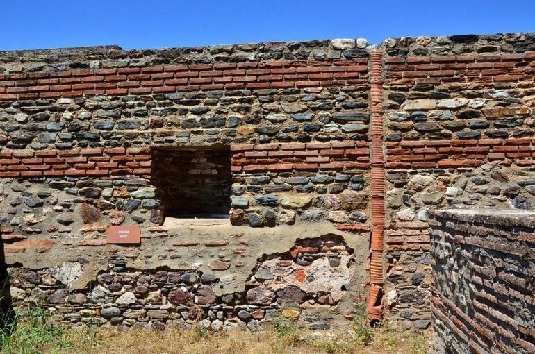 Геотермальное отопление использовавшееся в древнем городе Сардис, изображение №2