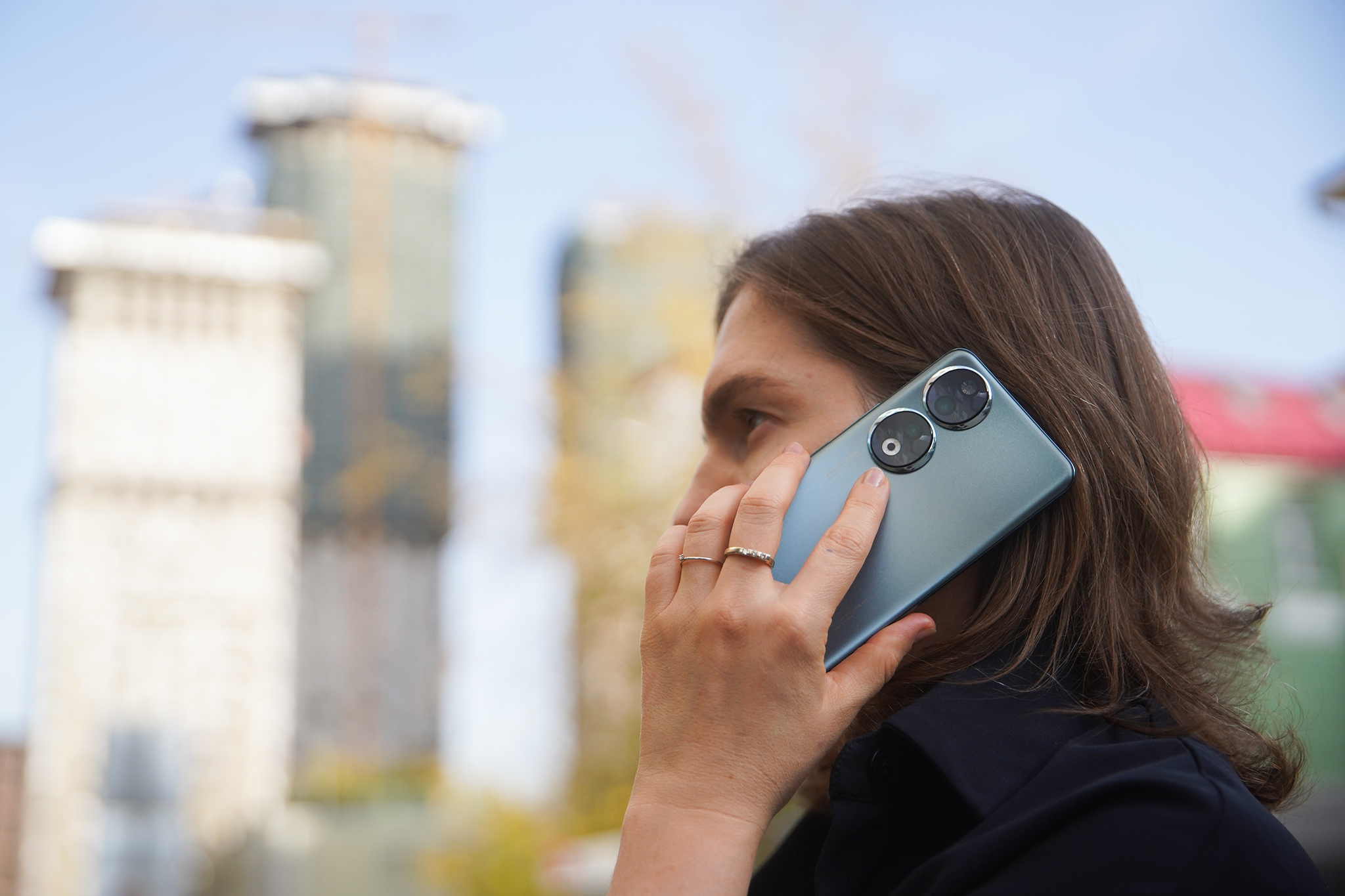 Парящий экран для ванны из плитки. Экран парящий в воздухе. Samsung galaxy s23 series. Парящий экран. Континент новокузнецк кинотеатр.