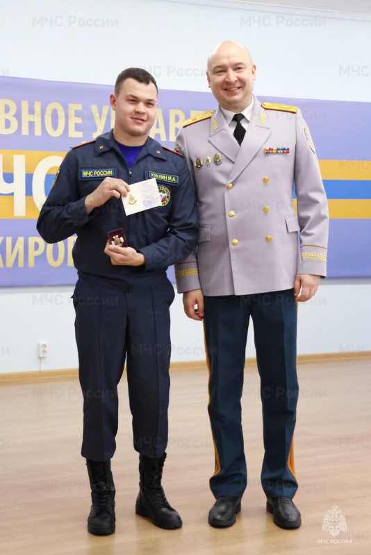 Кировские спaсaтели отметили День защитника Отeчества