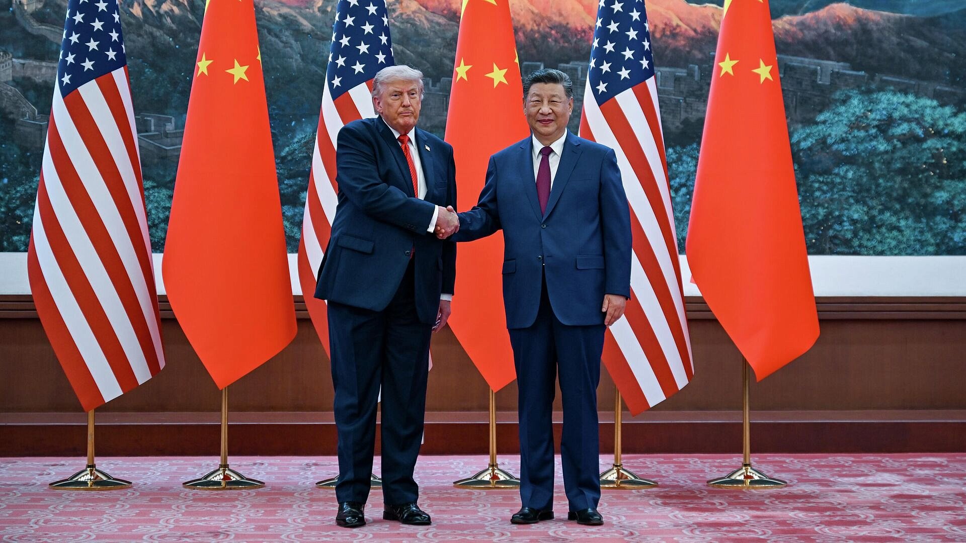 МИД КНР не ответил на вопрос, считает ли Си Цзиньпин Трампа другом