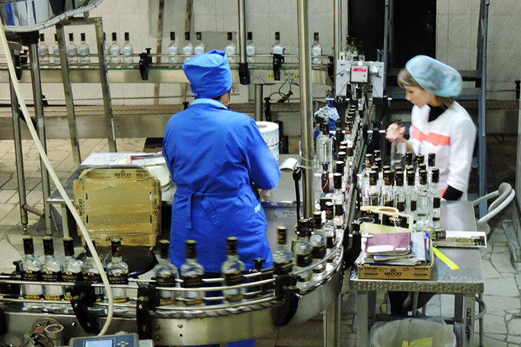 На сегодняшний день в состав «Татспиртпрома» входят два спиртовых завода, два ликеро-водочных завода и один винзавод: это Мамадышский и Усадский спиртзаводы, а также Казанский и Усадский ликеро-водочные заводы и винный завод Vigrosso