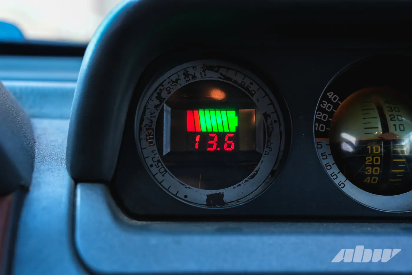 «Это был типичный перекупский вариант, но я влюбился»: история 30-летнего Mitsubishi Pajero