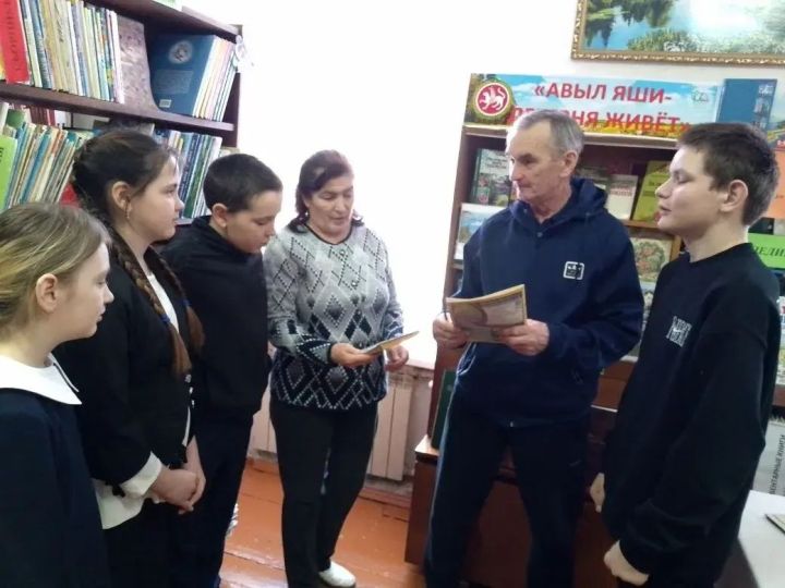 Василь Закиров рассказал детям о пользе молока