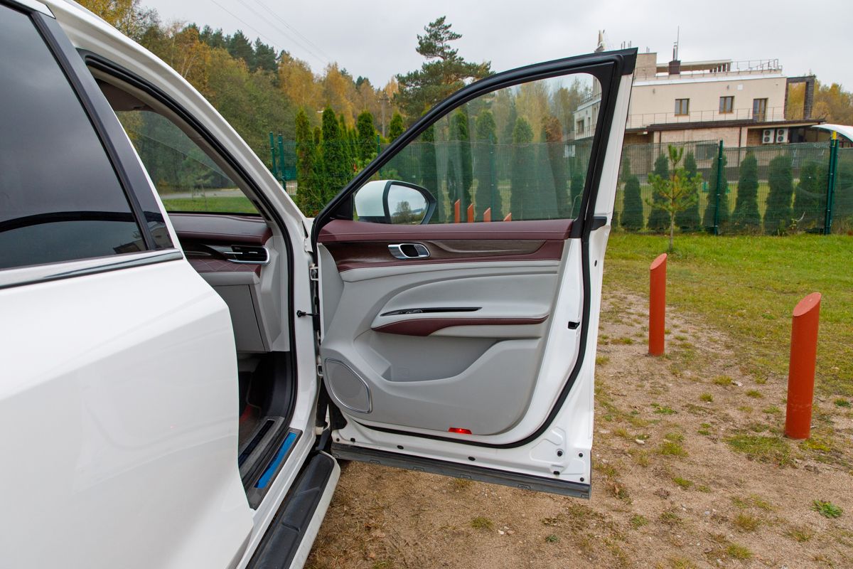 Ford по-наньчански: ищем Equator в кроссовере из Китая