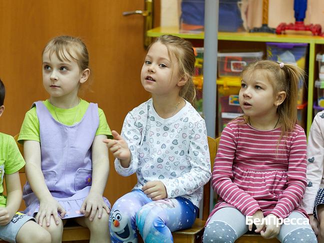 В детсаду № 56 Белгорода провели мастер-класс по изготовлению светоотражателей - Изображение 2