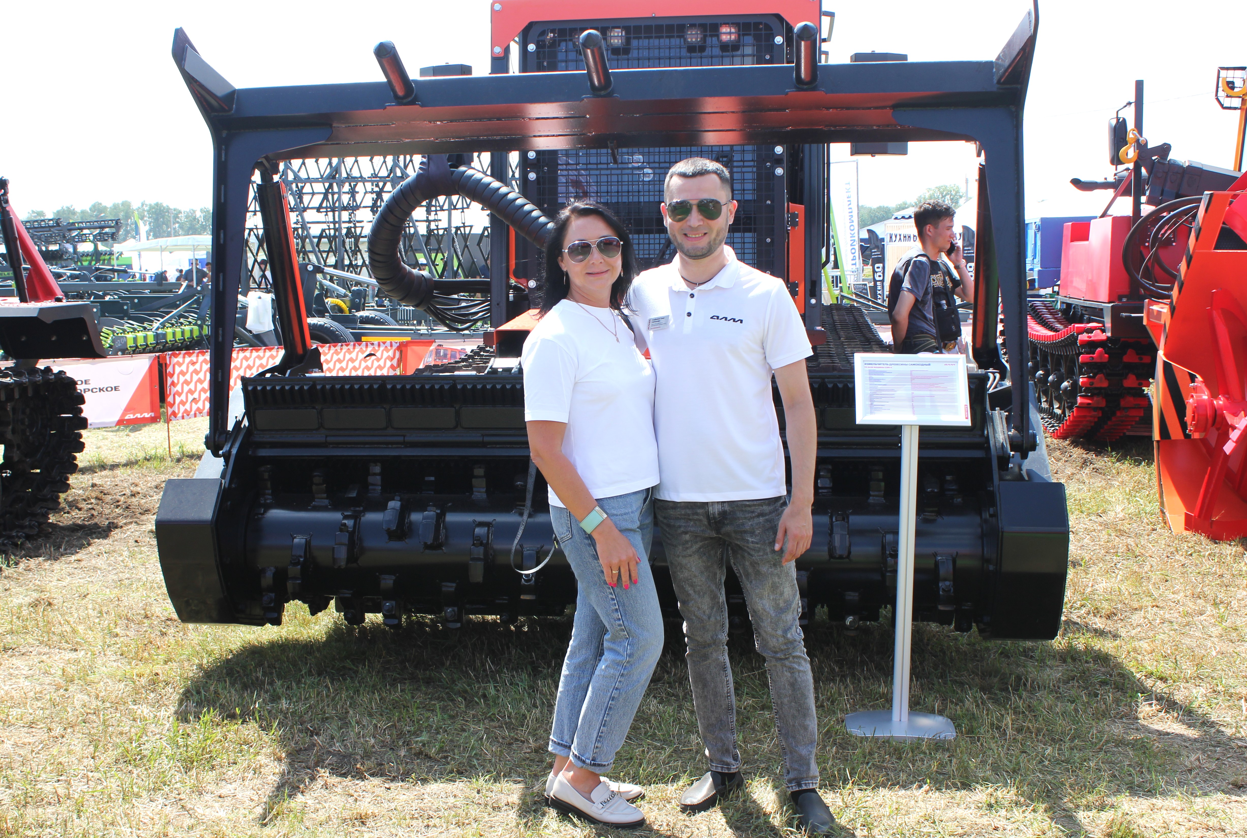 Самир Сулейманов, ООО Завод «Алтайлесмаш», и Юлия Пономарева, ТПП Алтайского края