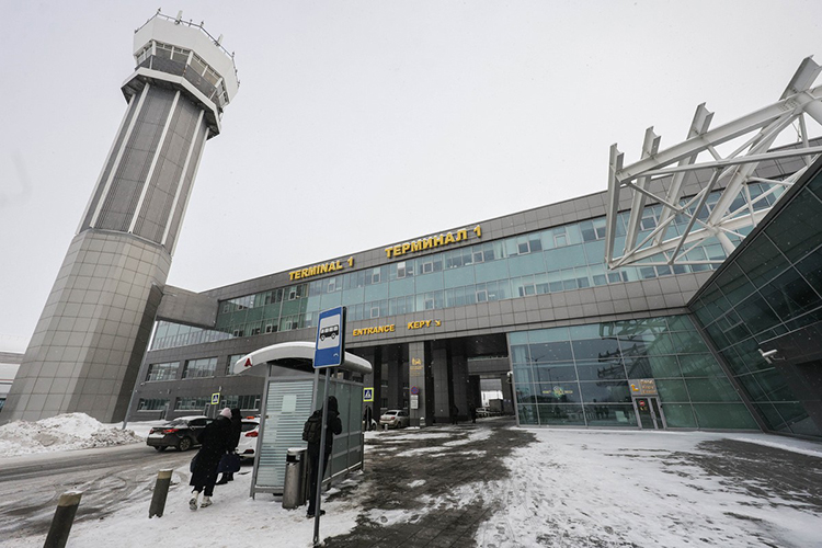 Вопрос о том, что делать с аэропортом, поднимали не раз, но до дела дошло только в начале 2021 года