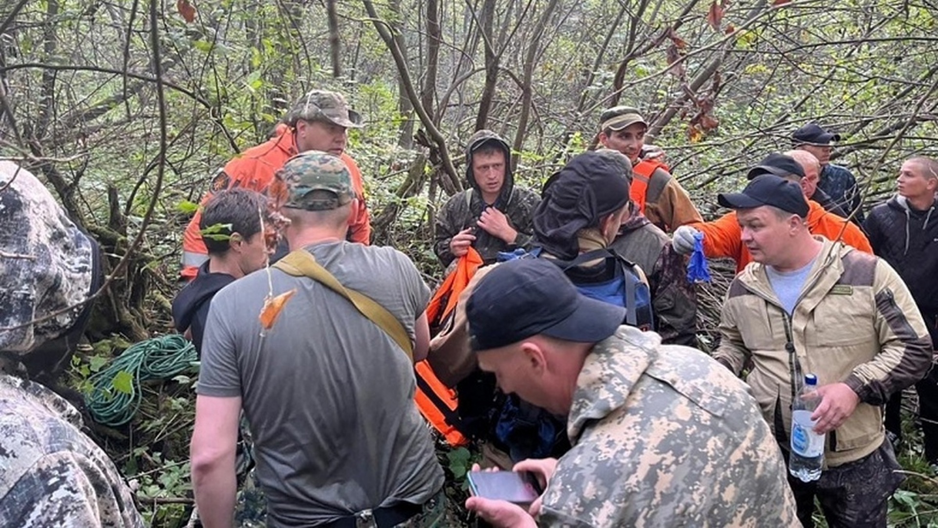 Найден жив 3. Волонтеры в лесу. Заблудился в лесу. Поисково-спасательное волонтерство.