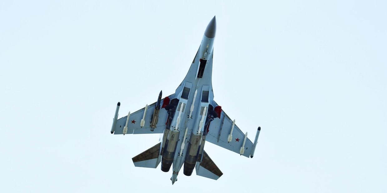Истребитель Су-35 авиагруппы Восточного военного округа Вооруженных сил России