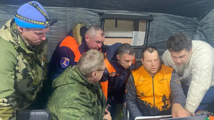 Спасатели показали кадры экстремальных поисков семьи Усольцевых в Красноярском крае