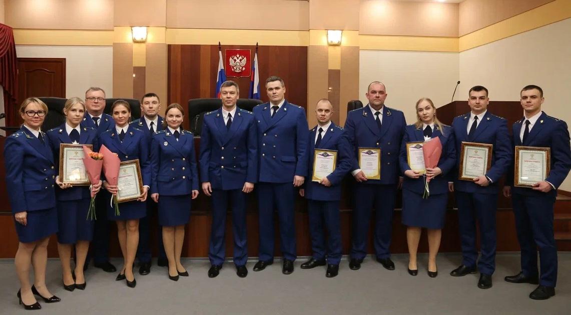 Телефон прокуратуры нижегородской. Прокуратура Нижегородской области. Территориальная прокуратура Нижегородской области. Прокурор Нижегородской области. Кстовский городской прокурор Нижегородской области.