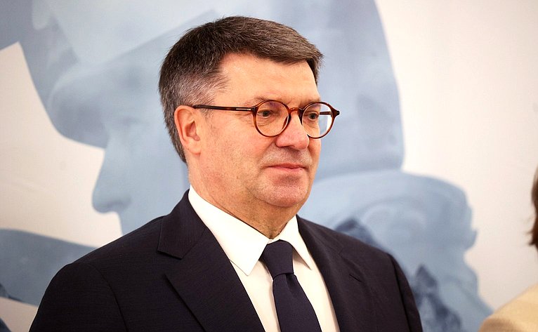 Николай Журавлёв принял участие в церемонии открытия выставки «Группа «Альфа». Первые полвека» в Музее современной истории России