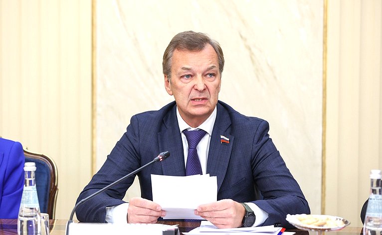 Андрей Яцкин