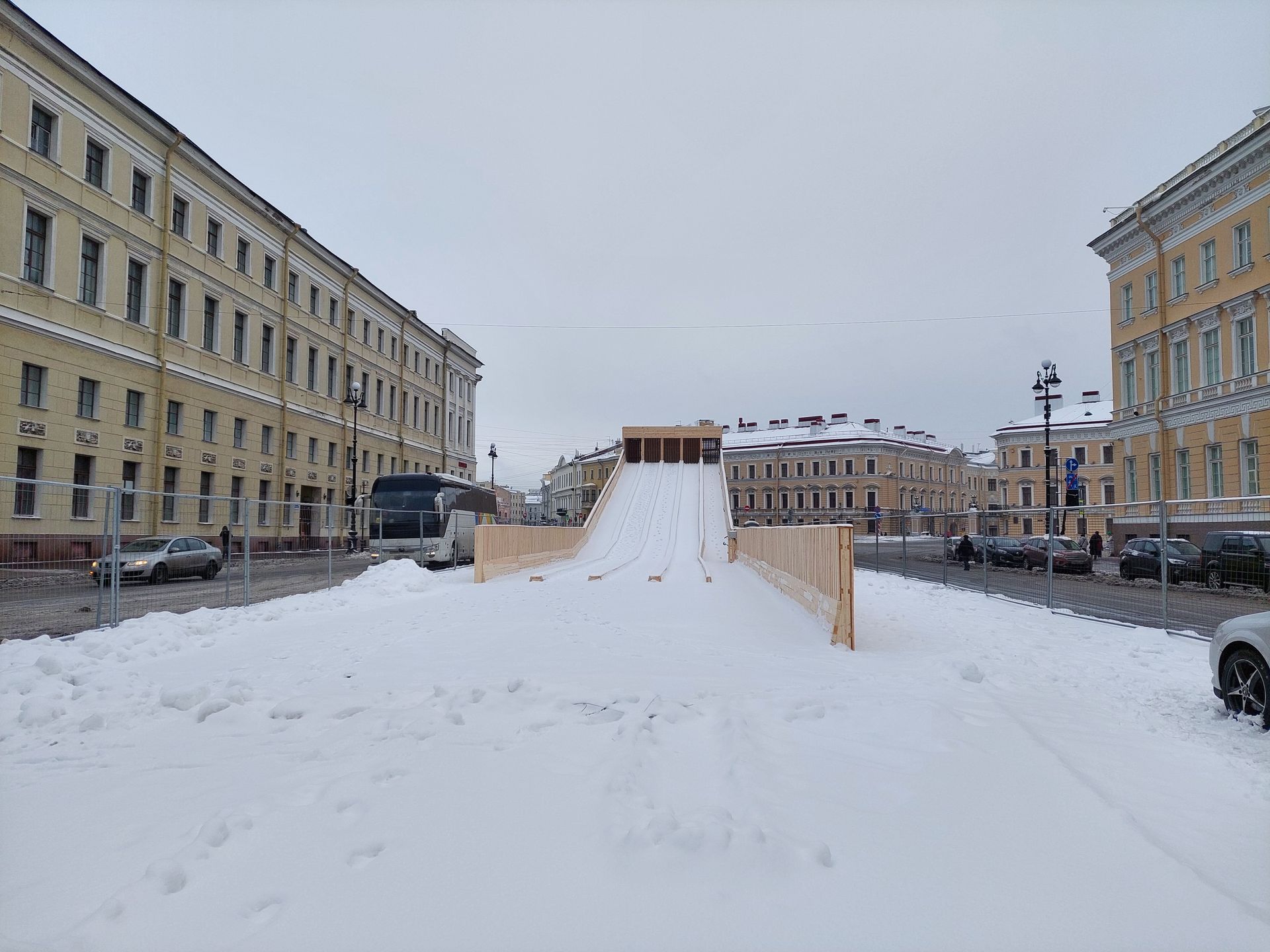 Дворцовая площадь горка