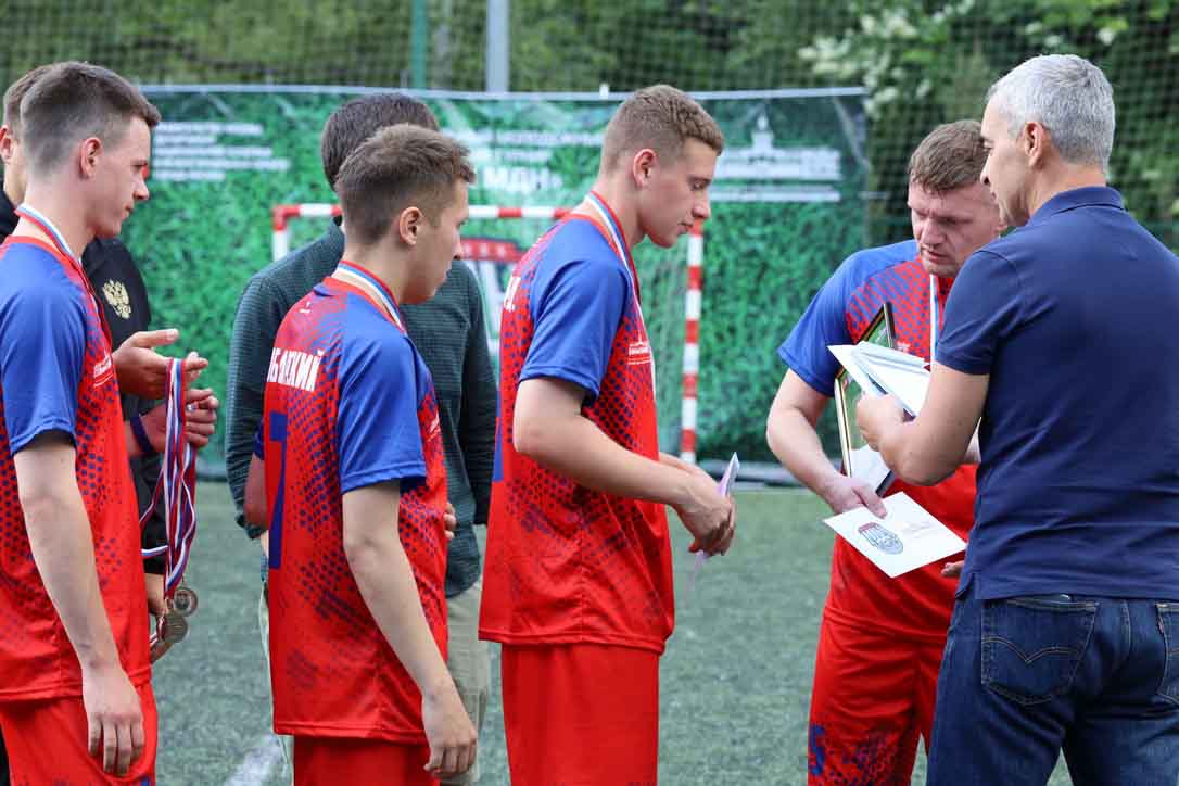 2BD7BEFD-8F28-4C4B-891B-382061FC99E9_1_105_c