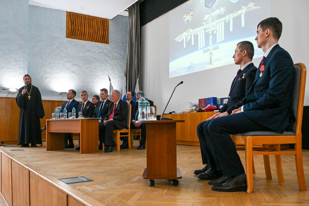 Насельник Троице-Сергиевой лавры иеромонах Пафнутий (Фокин) принял участие во встрече космонавтов в Звездном городке