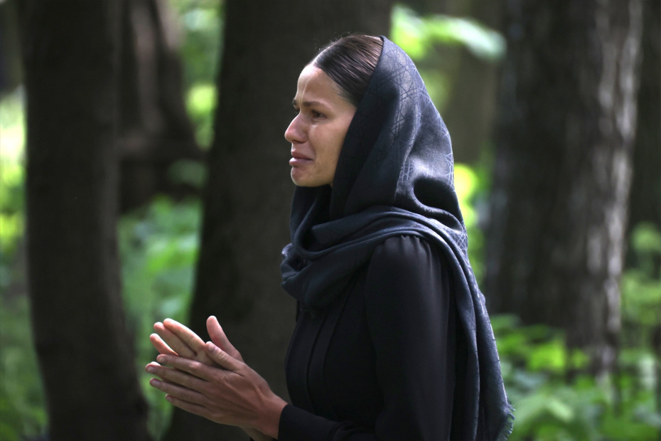 Полина Копылова на церемонии прощания перед похоронами бывшего министра транспорта РФ Романа Старовойта