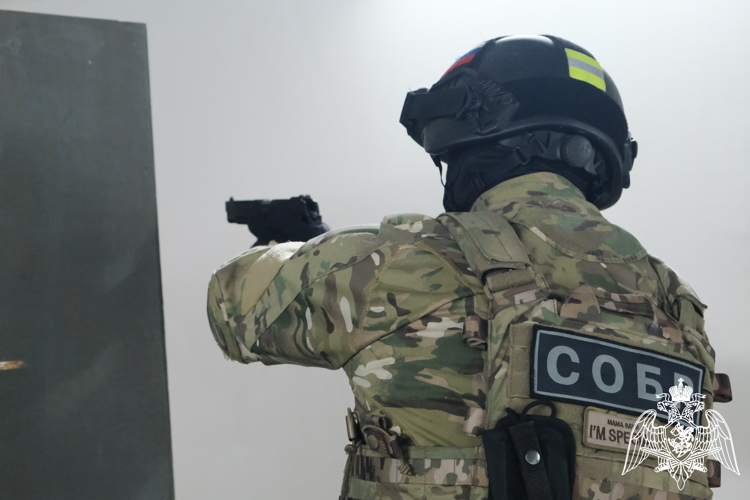 Сотрудники СОБР «Сигма» Управления Росгвардии по Смоленской области отмечают профессиональный праздник