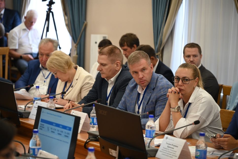Коммуникационную сессии Банка России посетили представители около 60 компаний