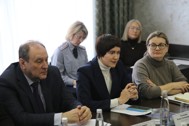 На базе регионального УФСИН состоялся круглый стол «Практика реализации Федерального закона № 10-ФЗ «О пробации в Российской Федерации» в Омской области: первые итоги и перспективы развития»