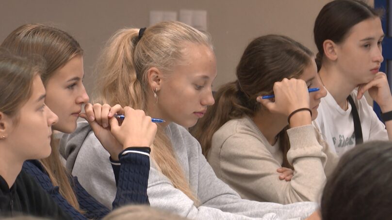 В России впервые прошел спортивный диктант