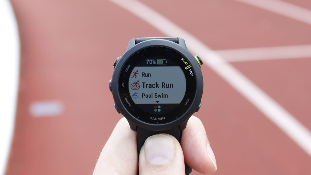 Умные часы Garmin Forerunner 55