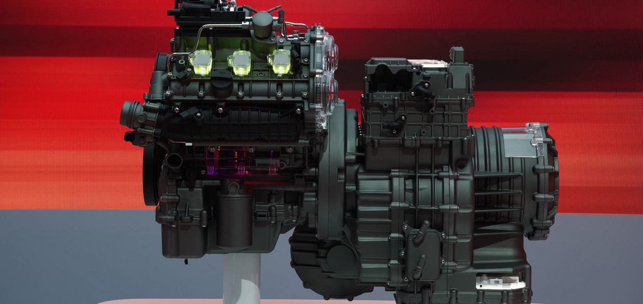 Geely показала новый бензиновый движок для гибридных силовых установок