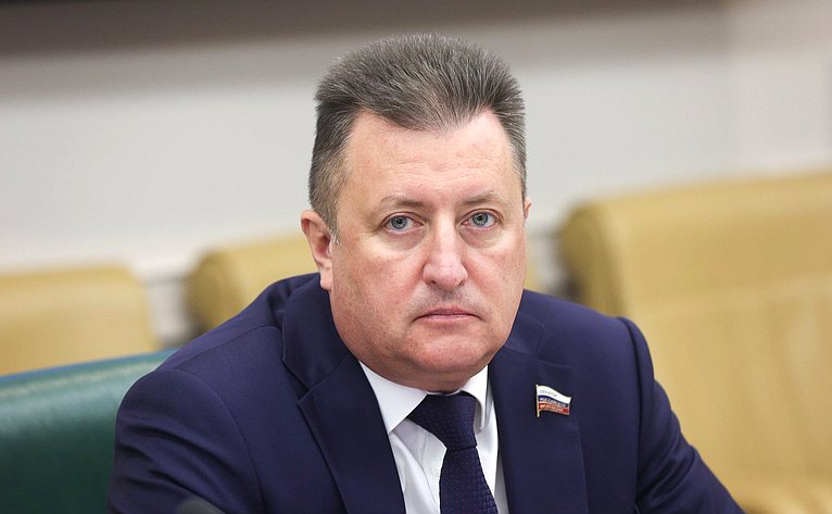 Евгений Богомазов