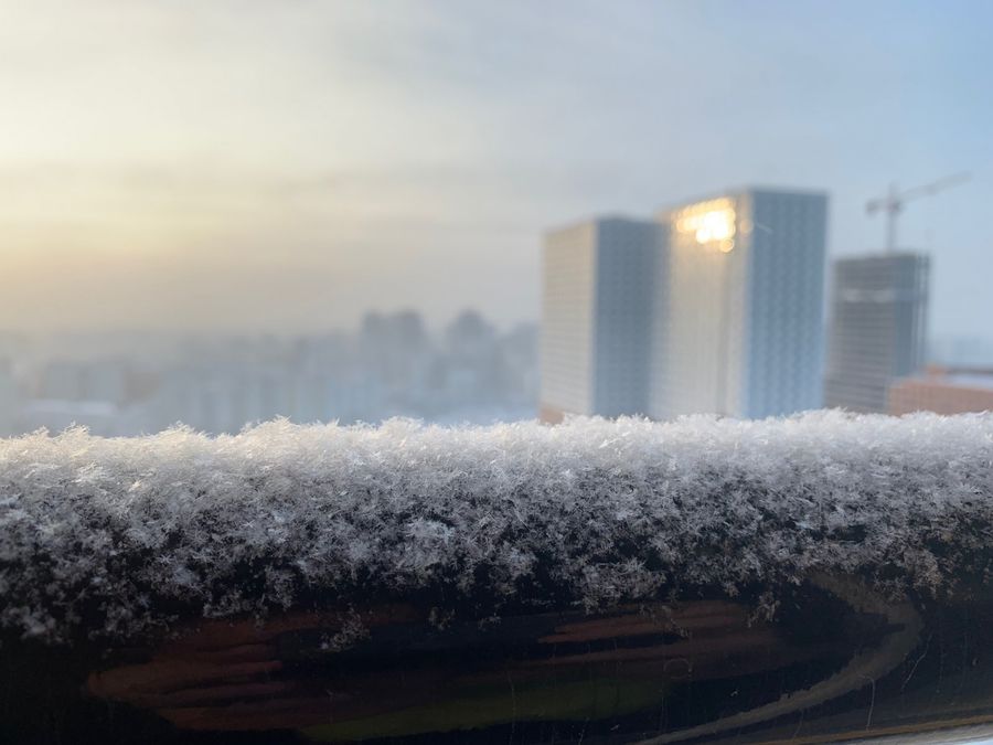 На москву надвигается потепление. Снежное утро. Зимний туман в Москве. Предупреждение о МЕТЕООБСТАНОВКЕ туман гололедица.