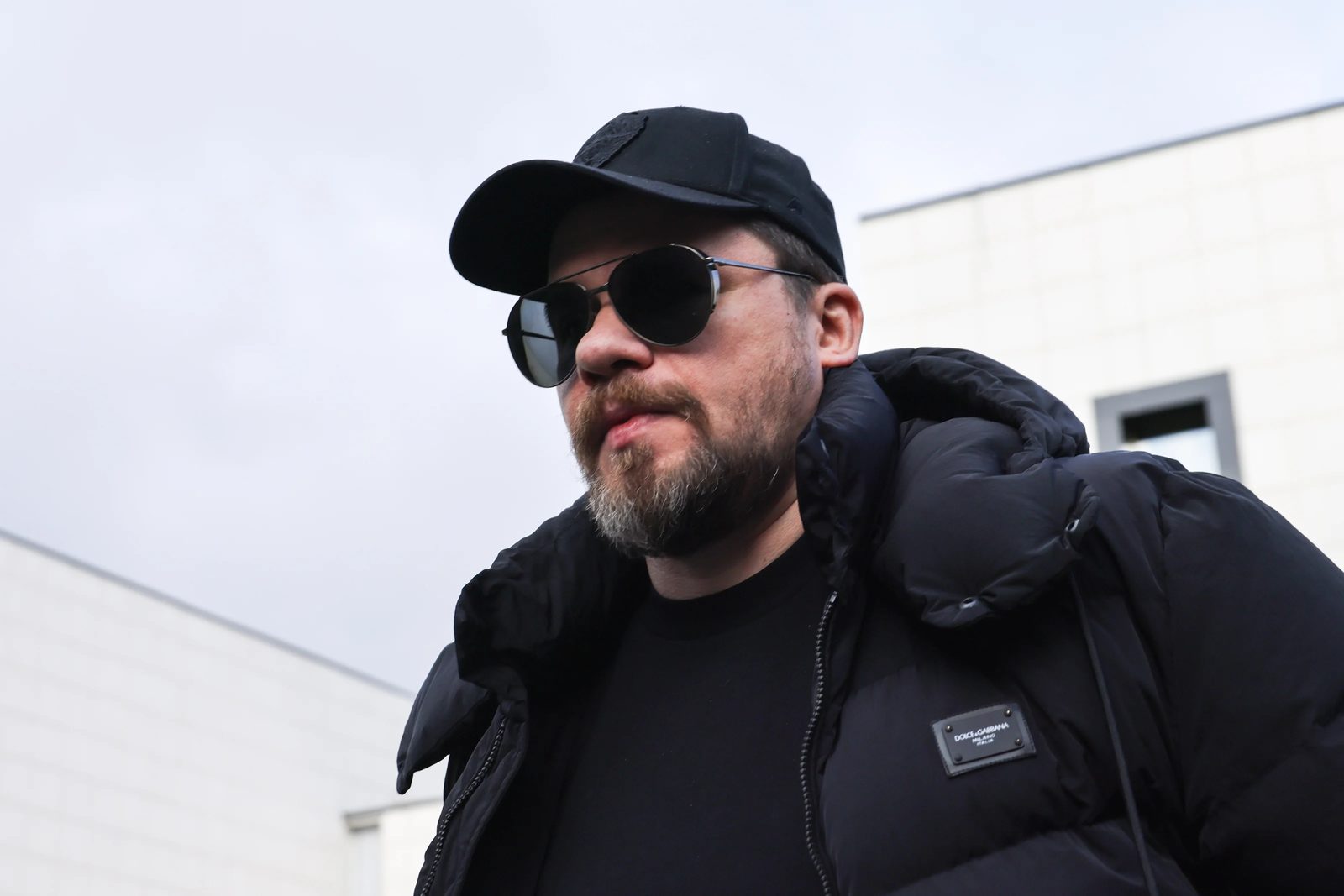 Сергей Бурунов, Гарик Харламов и Ирина Темичева простились с Романом Поповым