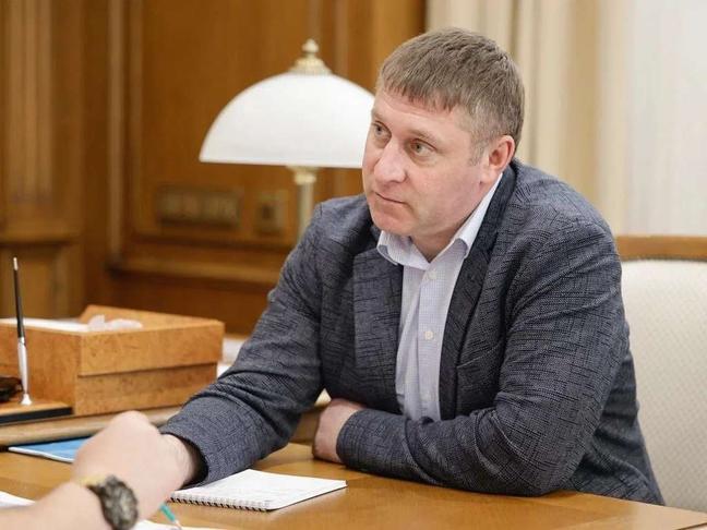 Александр Шуваев провёл рабочую встречу с замминистра строительства и ЖКХ России - Изображение 1