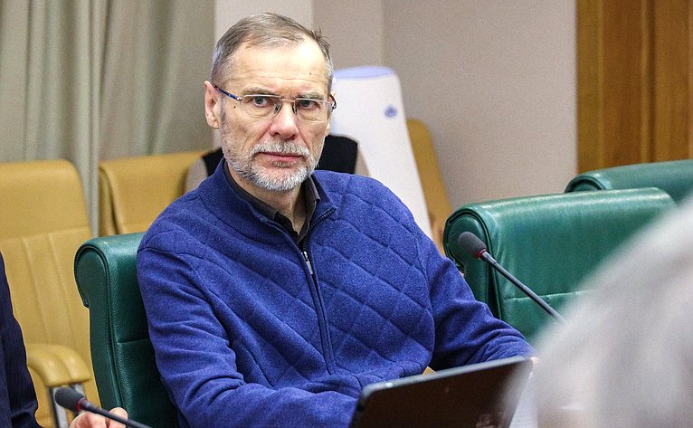 Круглый стол на тему «О совершенствовании моделей рынка, отраслевой и антимонопольной политики в условиях динамично развивающихся рынков телекоммуникаций и информационных технологий»