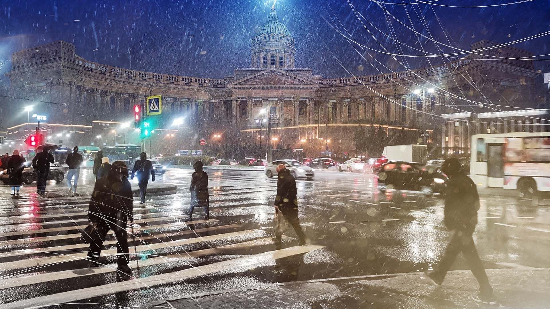 15 ноября санкт петербург. Снегопад в городе. Ноябрь в городе. Ночной заснеженный Питер. Снег в Петербурге.