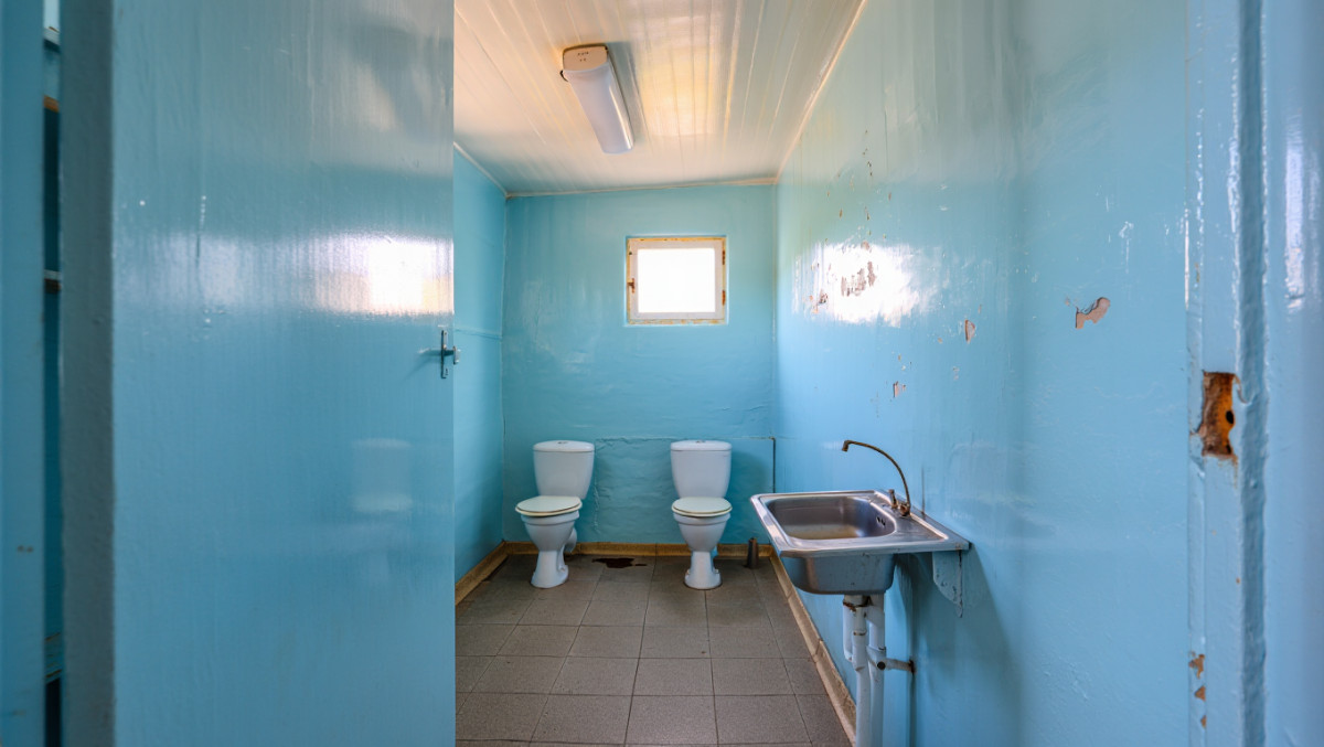 В Кировской области в сельской школе отремонтируют санузел за миллион