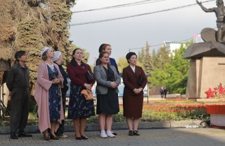 Впервые в Челябинске состоялась историческая реконструкция отправки на фронт добровольцев-танкистов