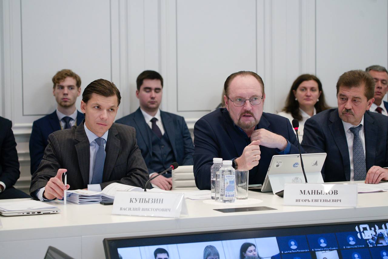 Состоялось заседание Общественного совета при Минстрое России по вопросам сейсмической безопасности и совершенствование механизма технологического присоединения застройщиков к электрическим сетям