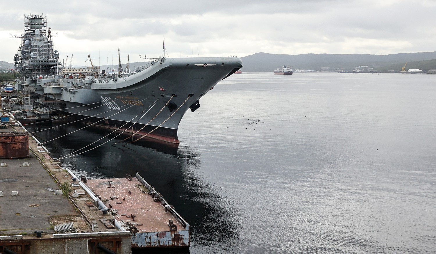 Российский авианосец. Адмирал Кузнецов атомный крейсер. Авианосец Русь. ТАВКР Адмирал Кузнецов БЧ 5. Российский авианосец Адмирал Кузнецов.