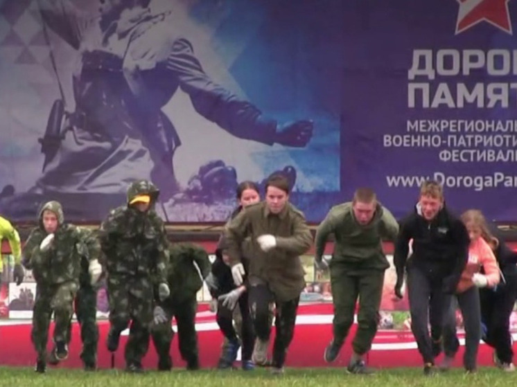 Юнармейцы из Медыни подбили танк