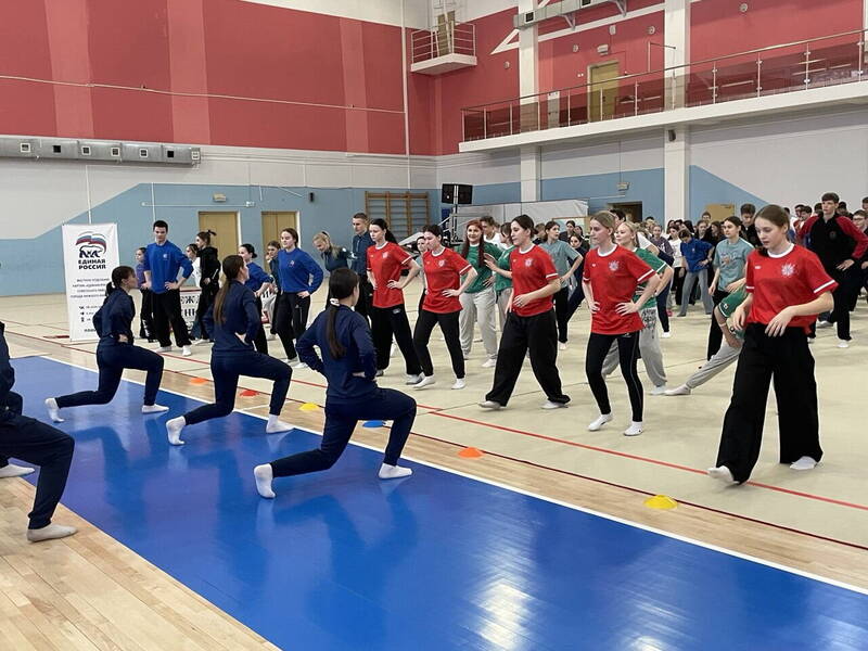 Зарядки со звездами, показательные выступления и тренировки: «Единая Россия» организует спортивные мероприятия в Нижегородской области