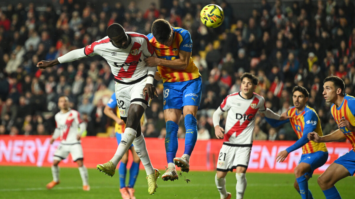 «Райо Вальекано» и «Валенсия» сыграли вничью в матче Ла Лиги