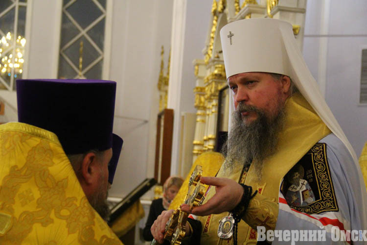 Новый митрополит Дионисий прибыл в Омск. Как православные христиане его встретили и что митрополит рассказал журналистам