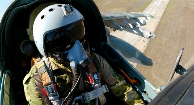 Экипажи Су-25 ВКС России