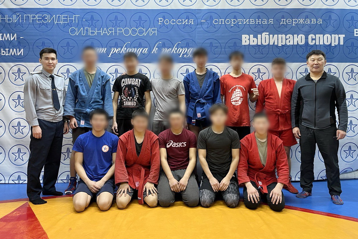 Сотрудник УФСИН Бурятии провел профориентационную лекцию для учеников спортивной школы 