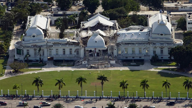 Президентский дворец Гаити, после землетрясения 2010 года