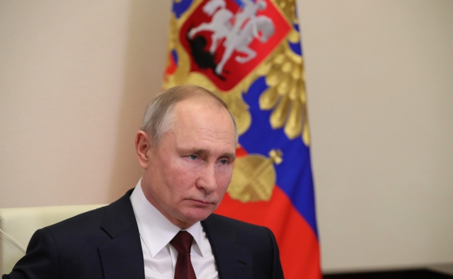 Путин заявил, что Карабахский конфликт надо завершать