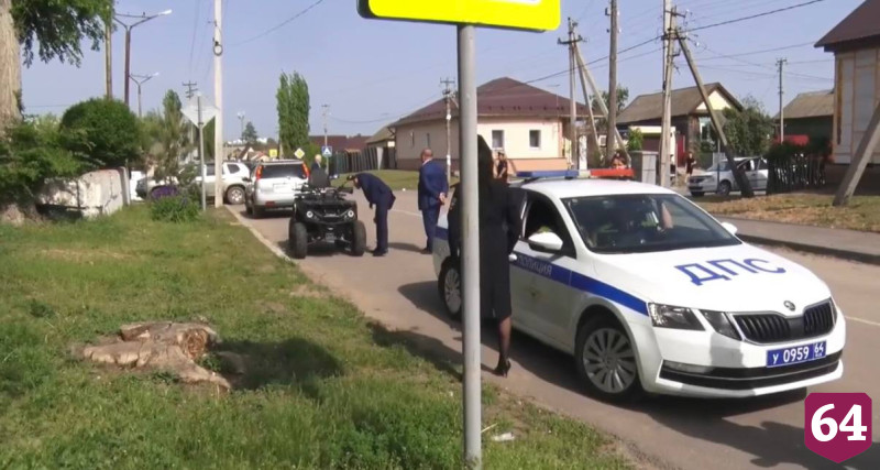 В Энгельсе ловили подростков на квадроциклах и питбайках