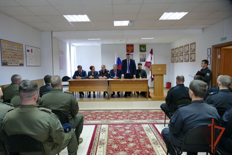 Представители органов власти Томской области встретились со спецназом Росгвардии 