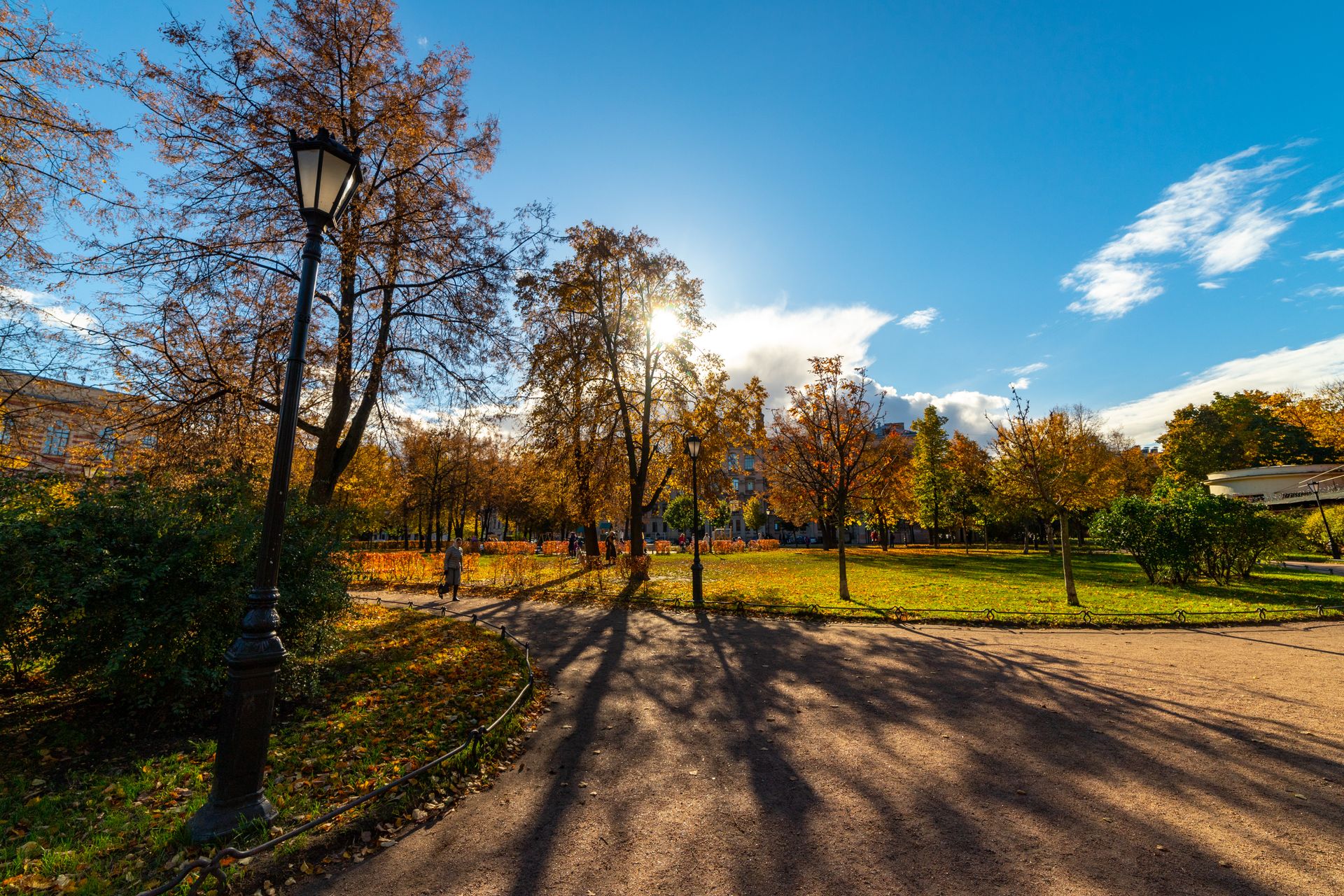 Некрасовский сад. Некрасовский сад в Санкт-Петербурге фото. Санкт-Петербург сады осенью 2022г. Осень Эстетика СПБ.