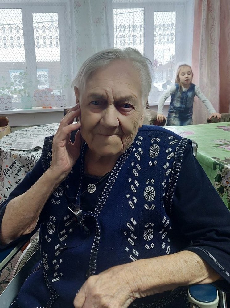 В Тверской области ветеран войны Зинаида Белякова отмечает столетний юбилей